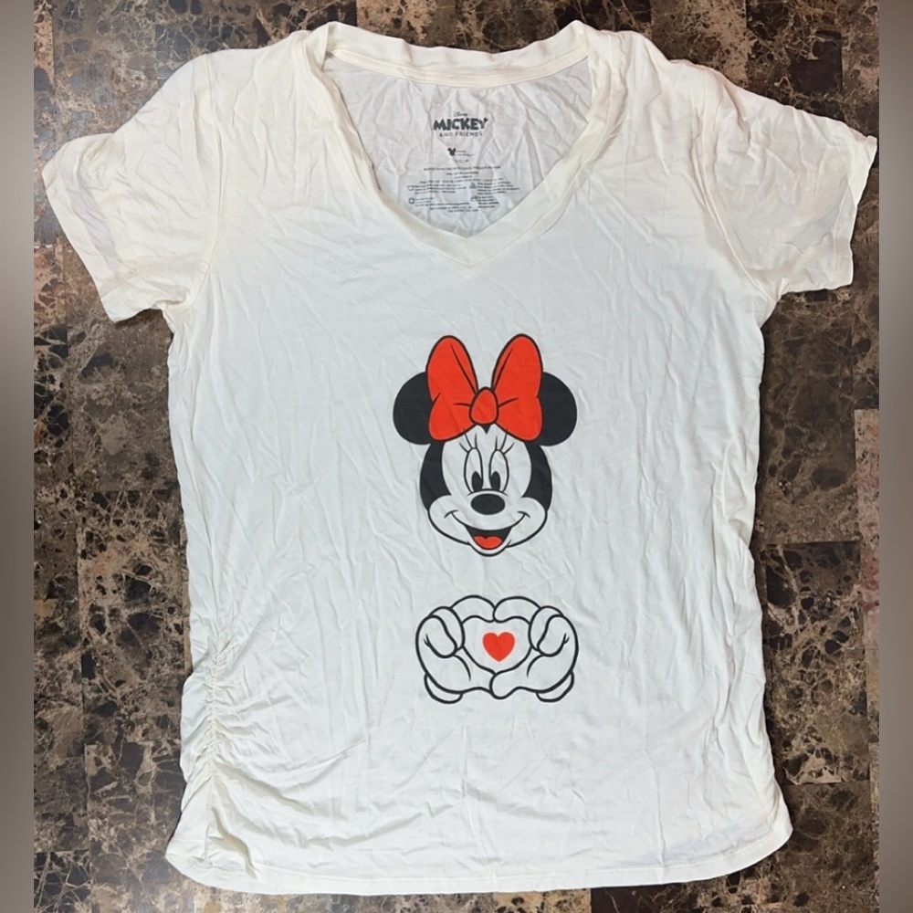 Disney And Friends Minnie Mouse Valentines Day Heart V Neck Tee Shirt Top Blouse